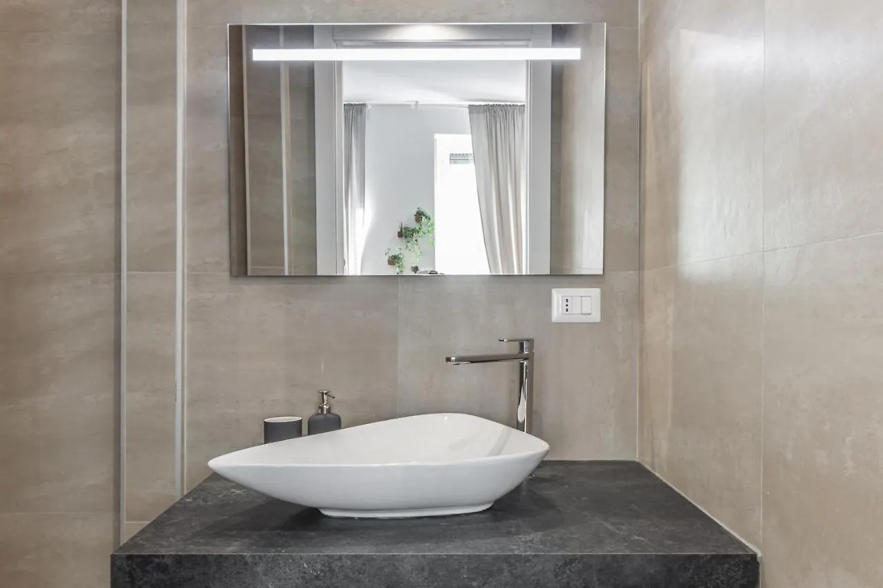 Milanrentals - Altea Apartment